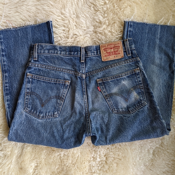 Cropped Embroidered Levi's - Picture 3 of 5
